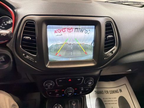 Used 2019 Jeep Compass Trailhawk image 29