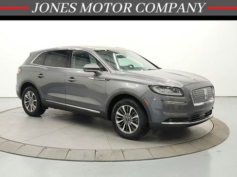 Used 2021 Lincoln Nautilus Reserve image 1