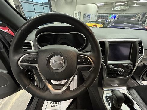 Used 2018 Jeep Grand Cherokee Altitude image 9