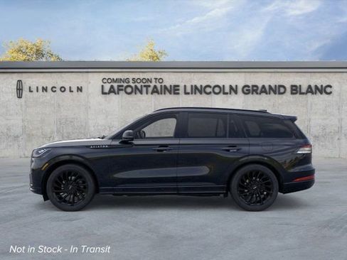 New 2026 Lincoln Aviator Reserve w/ Luxury Package AWD/4WD image 3