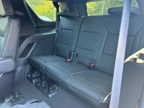 Used 2022 GMC Yukon Denali AWD/4WD image 17