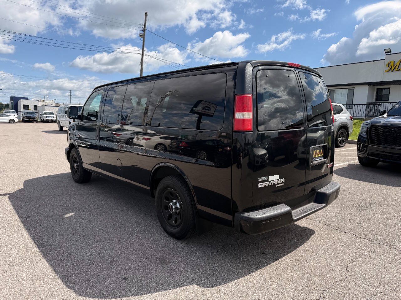 Used 2010 GMC Savana 1500 LS RWD image 8