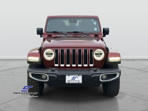 Used 2021 Jeep Wrangler Unlimited Sahara w/ Uconnect 4C Nav & Sound Group image 2