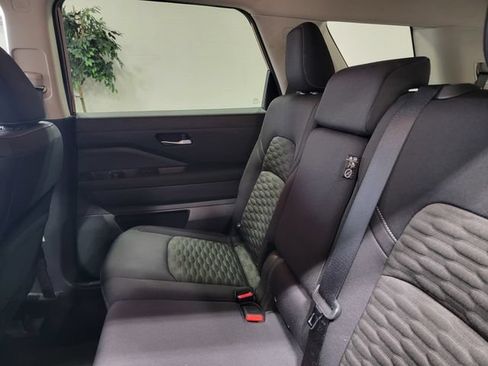 Used 2022 Nissan Pathfinder SV w/ Cargo Package AWD/4WD image 14