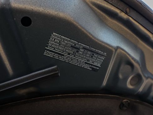 Used 2023 Nissan Rogue SV image 38