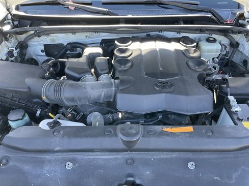 Used 2018 Toyota 4Runner Limited image 26