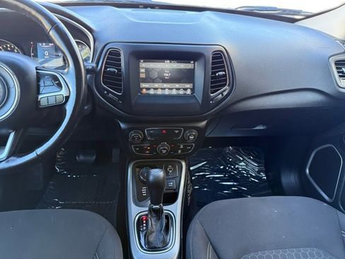Used 2021 Jeep Compass Sport AWD/4WD image 15
