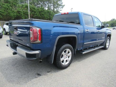 Used 2017 GMC Sierra 1500 SLT w/ Suspension Package, Off-Road AWD/4WD image 5