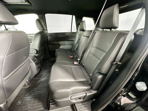Used 2023 Honda Passport EX-L image 26