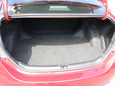 Used 2014 Toyota Corolla S FWD image 25