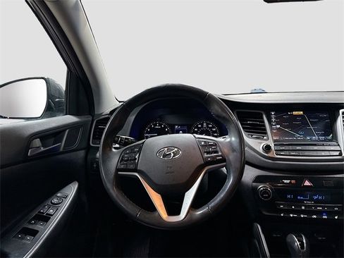 Used 2018 Hyundai Tucson SEL Plus image 24