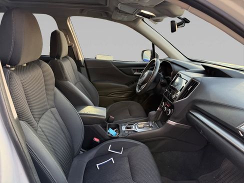 Used 2021 Subaru Forester Premium image 15