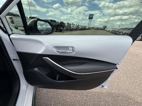 Used 2024 Toyota Corolla SE FWD image 38