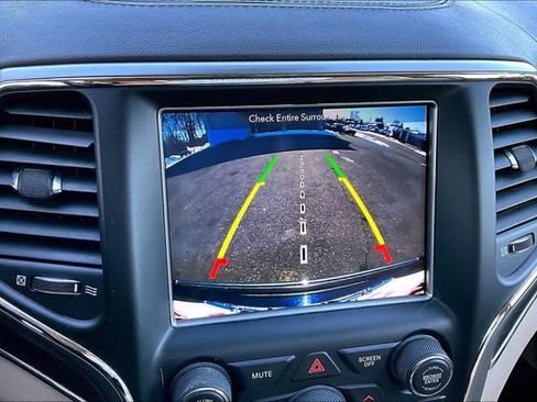Used 2018 Jeep Grand Cherokee Overland image 23