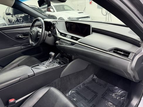 Used 2021 Lexus ES 350 w/ Premium Package image 17