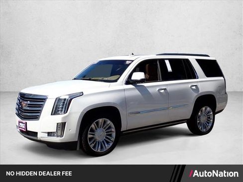 Used 2017 Cadillac Escalade Platinum AWD/4WD image 1