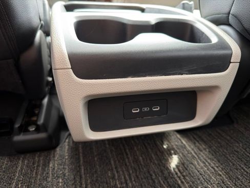 Certified 2026 Honda Odyssey Elite image 38