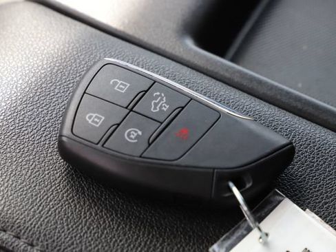 Used 2026 Chevrolet Silverado 1500 LT AWD/4WD image 34