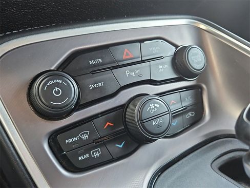 Used 2022 Dodge Challenger R/T w/ Blacktop Package image 25