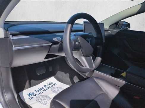 Used 2020 Tesla Model 3 Long Range image 10
