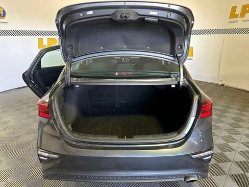 Used 2019 Kia Forte LXS FWD image 34