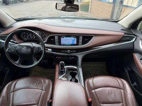 Used 2018 Buick Enclave Avenir w/ Avenir Technology Package image 22