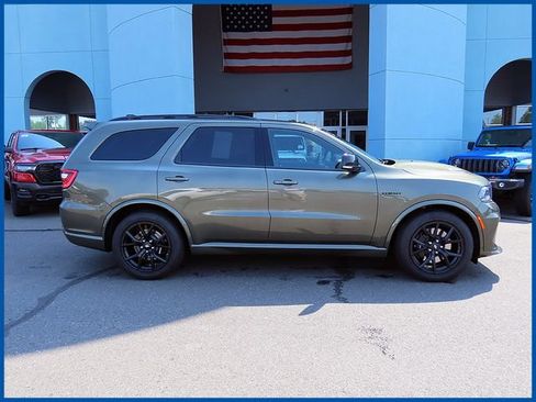 Certified 2026 Dodge Durango GT w/ Tow 'N Go Package AWD/4WD image 2