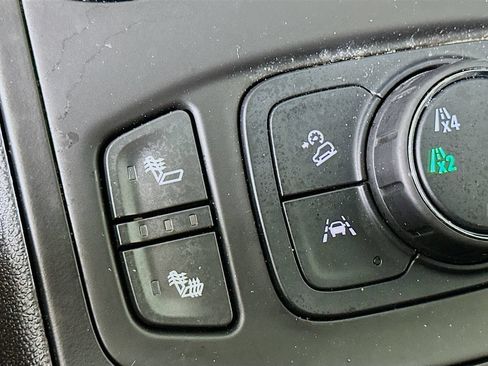 Used 2023 GMC Terrain SLT AWD/4WD image 24