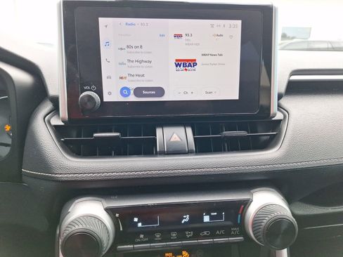 Used 2023 Toyota RAV4 LE image 28