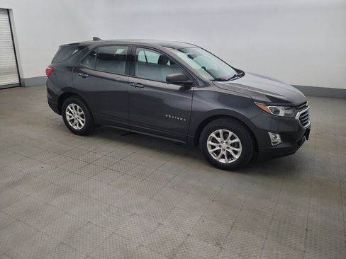 Used 2019 Chevrolet Equinox LS FWD image 11