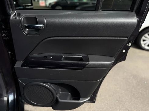 Used 2014 Jeep Patriot Sport w/ Power Value Group image 33