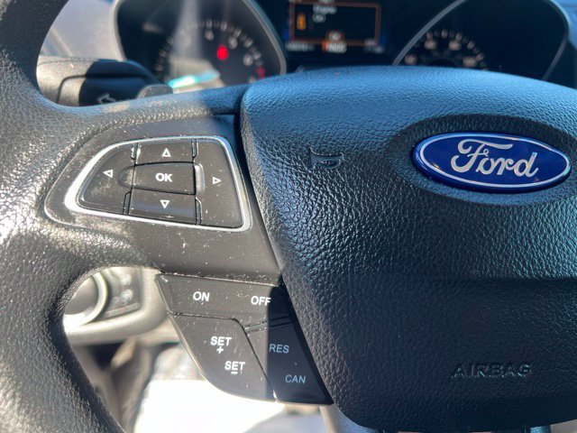 Used 2017 Ford Escape SE w/ SE Cold Weather Package FWD image 24
