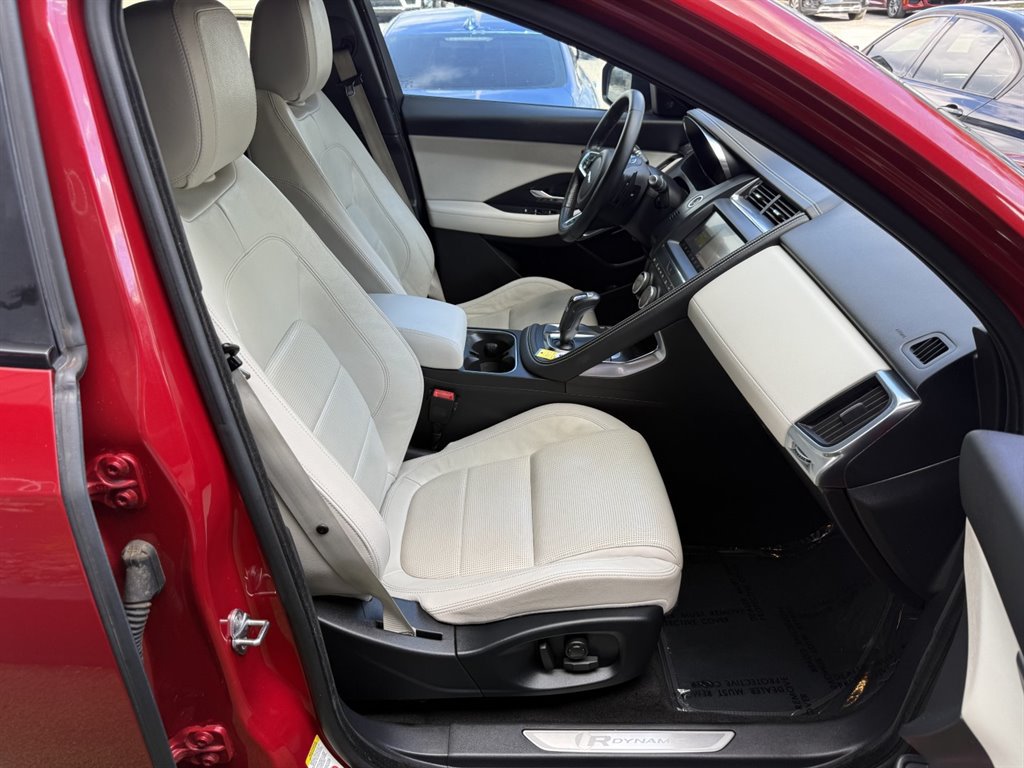 Used 2018 Jaguar E-PACE R-Dynamic SE AWD/4WD image 14