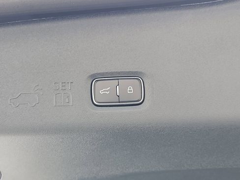 New 2025 Lincoln Navigator L Reserve AWD/4WD image 10