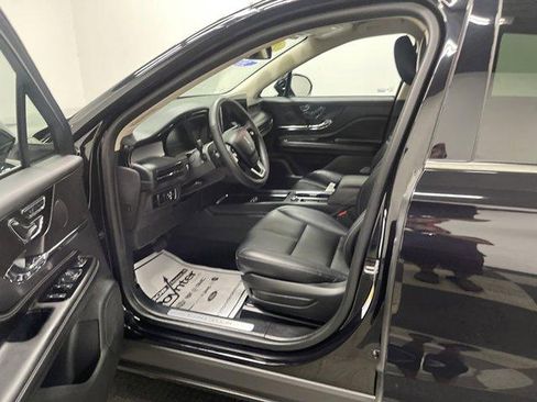 Used 2023 Lincoln Corsair FWD image 7