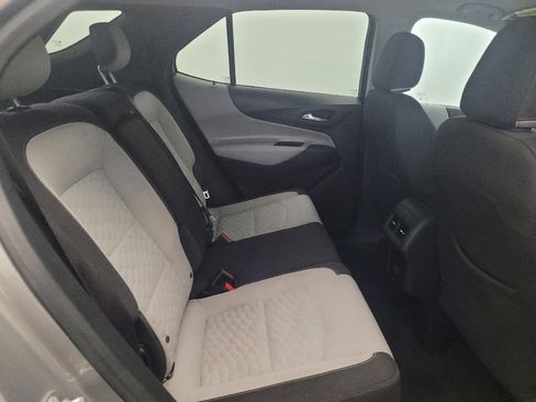 Used 2018 Chevrolet Equinox LT AWD/4WD image 19