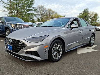 Certified 2023 Hyundai Sonata SEL w/ Preferred Accessory Package