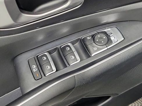 Certified 2022 Kia Sorento S FWD image 22