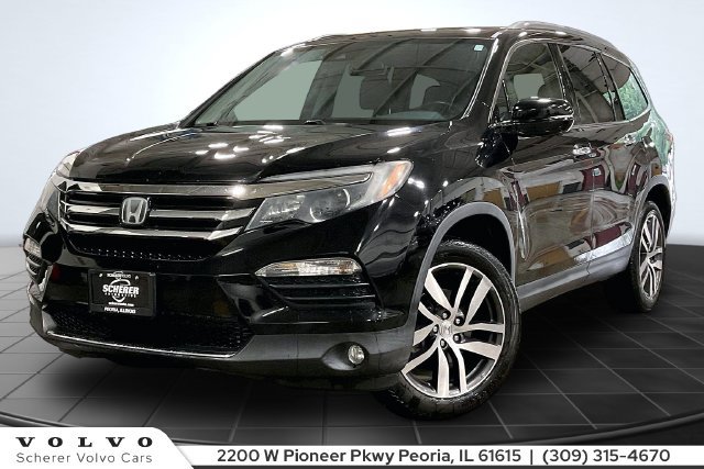 Used 2017 Honda Pilot Touring image 1
