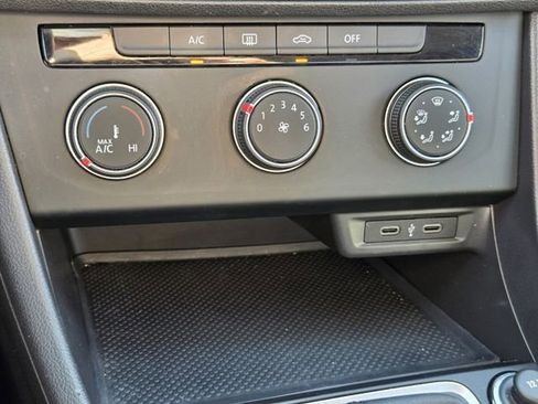 Used 2022 Volkswagen Jetta S FWD image 19