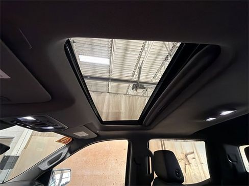 Certified 2020 GMC Sierra 1500 Denali w/ Technology Package image 23