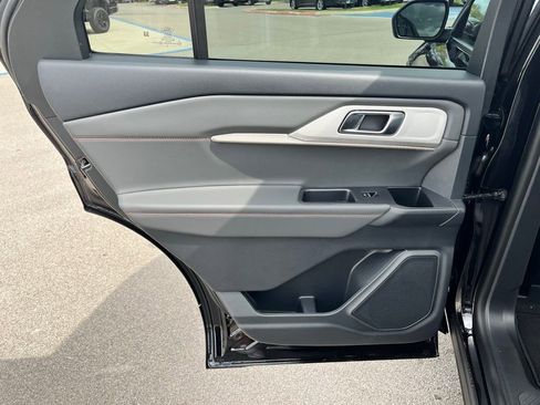 New 2026 Ford Explorer Active image 11