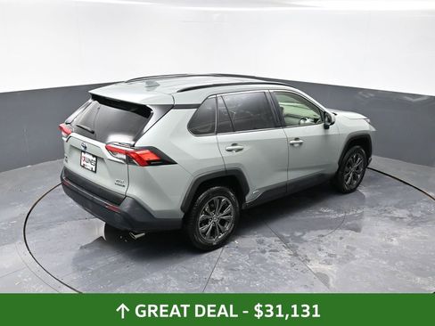 Used 2023 Toyota RAV4 XLE Premium image 43