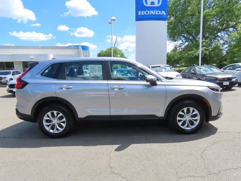 Certified 2024 Honda CR-V LX image 3