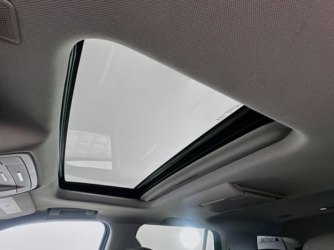 Used 2019 Chevrolet Tahoe LT RWD image 27