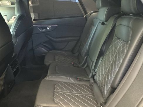 Used 2024 Audi SQ8 Prestige w/ Prestige Package AWD/4WD image 12