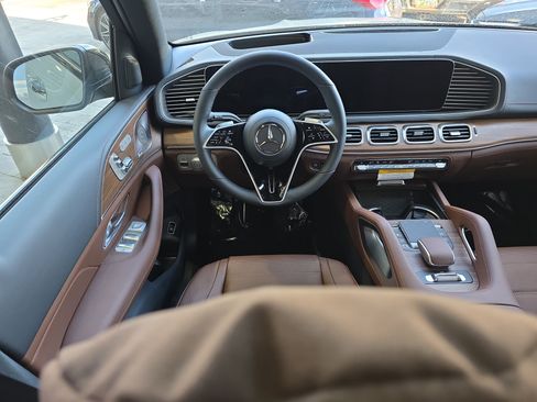 New 2026 Mercedes-Benz GLE 580 4MATIC image 16