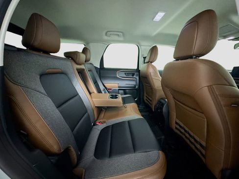 Used 2024 Ford Bronco Sport Outer Banks w/ Tech Package image 24