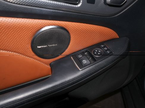 Used 2019 Mercedes-Benz SLC 43 AMG image 19