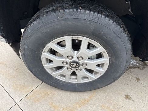 Used 2024 Toyota Tacoma SR5 image 11